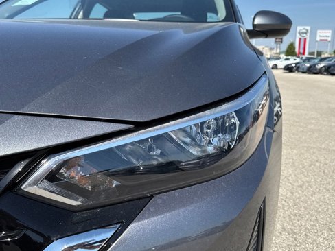 New 2025 Nissan Sentra S image 9