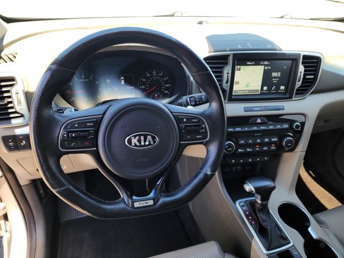 Used 2019 Kia Sportage SX image 2