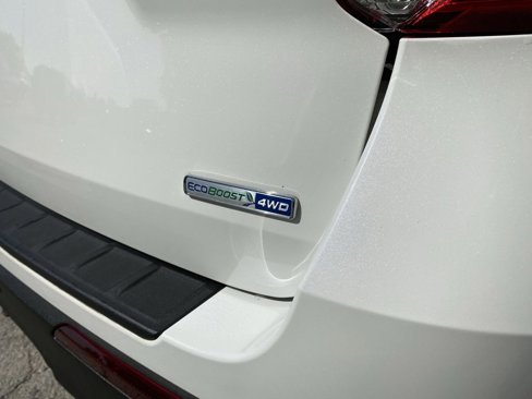 Used 2020 Ford Explorer XLT w/ Comfort Package image 41