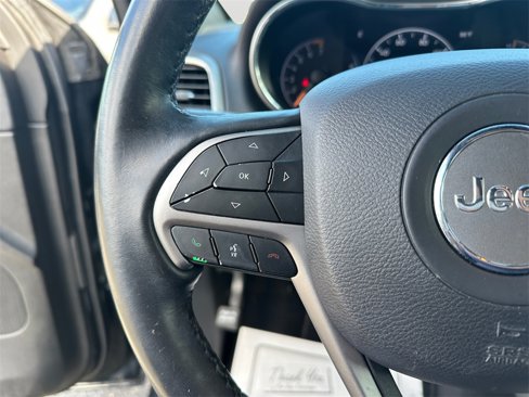 Used 2020 Jeep Grand Cherokee Altitude image 21