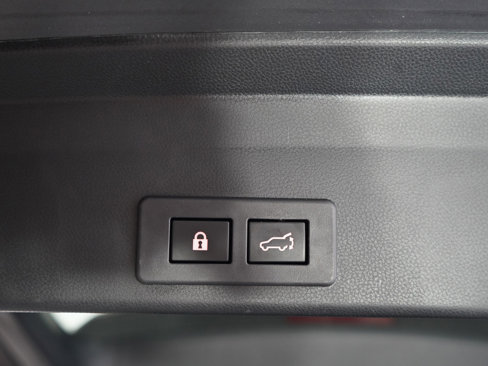 Used 2020 Subaru Ascent Limited w/ Technology Package image 11
