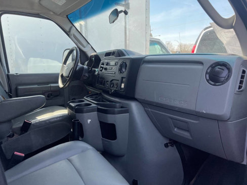 Used 2012 Ford E-150 and Econoline 150 image 7