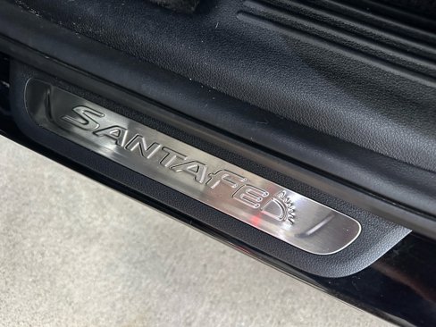 Used 2019 Hyundai Santa Fe FWD image 31