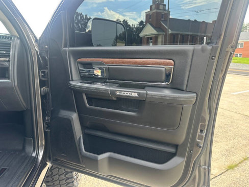 Used 2018 RAM 2500 Laramie image 23