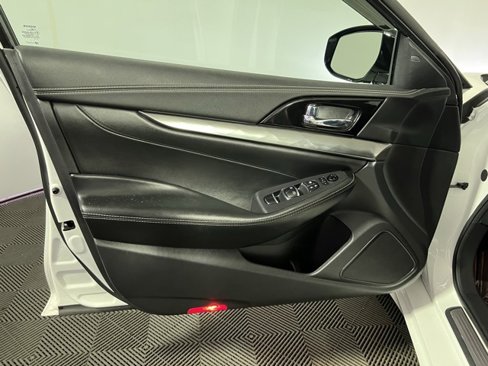 Used 2021 Nissan Maxima 3.5 SV w/ Floor Mat Group image 21
