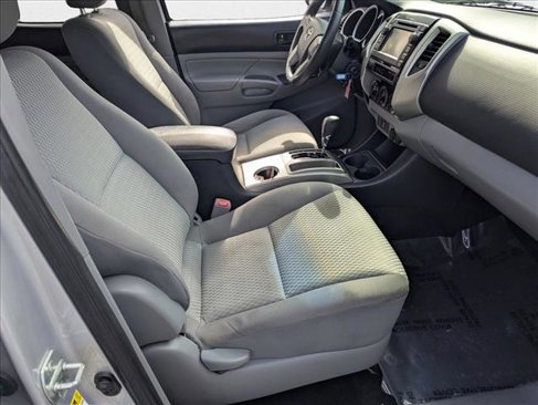 Used 2013 Toyota Tacoma PreRunner image 18
