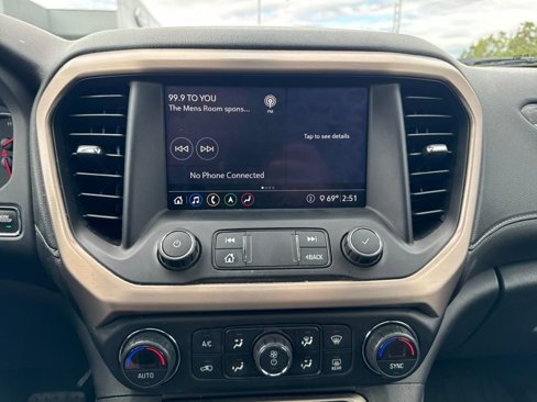 Used 2020 GMC Acadia Denali w/ Trailering Package image 24