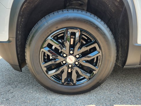 Used 2019 GMC Acadia SLE w/ Driver Alert Package I image 16