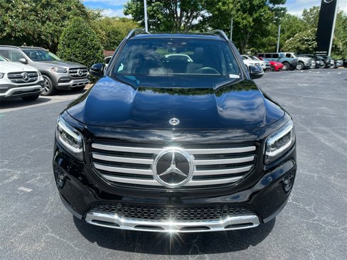 Certified 2024 Mercedes-Benz GLB 250 w/ Driver Assistance Package image 3