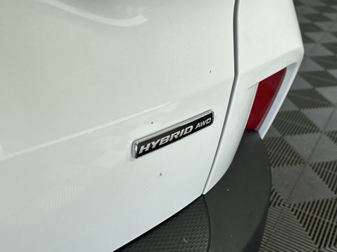 Used 2021 Ford Escape Titanium image 18