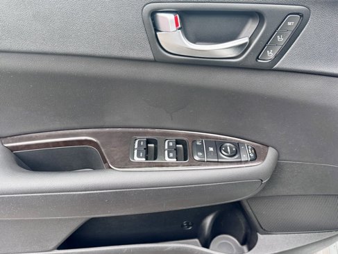 Used 2016 Kia Optima EX w/ Premium Package image 9