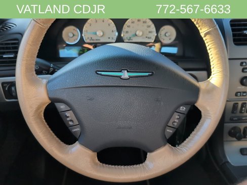 Used 2004 Ford Thunderbird image 12