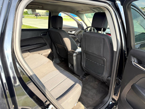 Used 2010 GMC Terrain SLE image 19