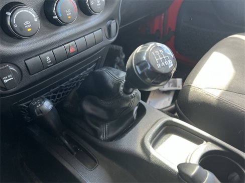 Used 2015 Jeep Wrangler Sport image 18