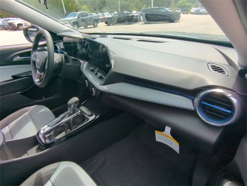 New 2025 Chevrolet Trax LT w/ Driver Confidence Package image 27