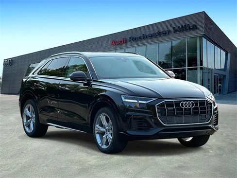 Used 2022 Audi Q8 Premium image 7