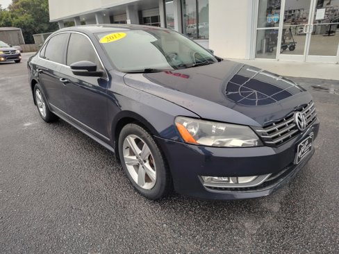 Used 2013 Volkswagen Passat TDI SE image 2