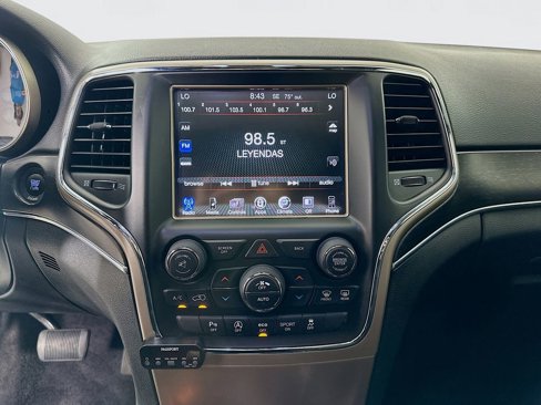 Used 2016 Jeep Grand Cherokee Limited image 15
