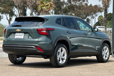 New 2025 Chevrolet Trax LS w/ LS Convenience Package image 4