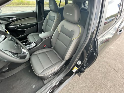 New 2025 Chevrolet Trax ACTIV w/ Sunroof Package image 20