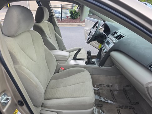 Used 2009 Toyota Camry LE image 10