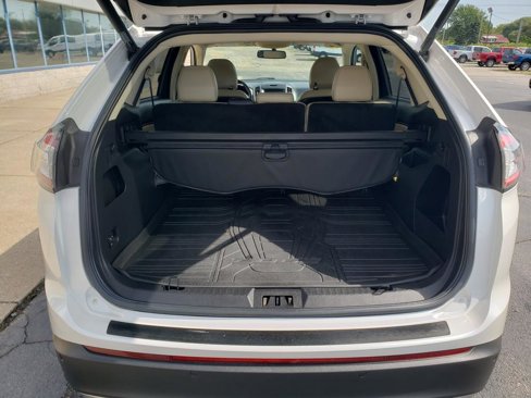 Used 2015 Ford Edge SEL w/ Equipment Group 201A image 9