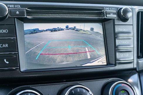 Used 2015 Toyota RAV4 LE image 28