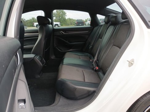 Used 2018 Honda Accord Sport image 26