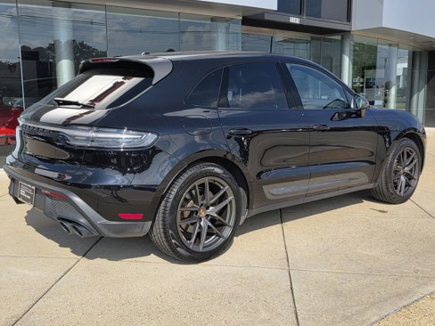 Used 2023 Porsche Macan Turbo image 8