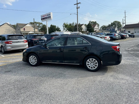 Used 2012 Toyota Camry LE image 14