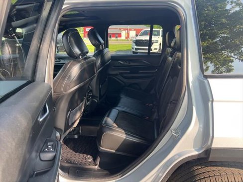 Certified 2023 Jeep Grand Cherokee Altitude image 19