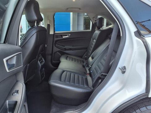 Used 2024 Ford Edge SEL image 12