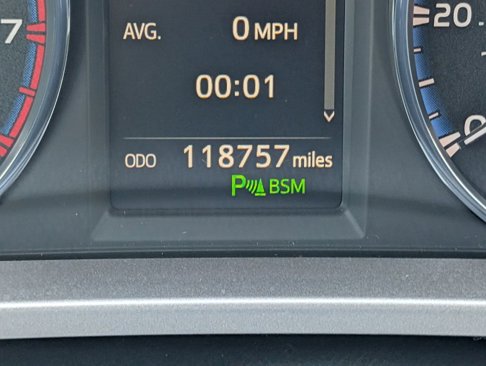 Used 2016 Toyota RAV4 Limited image 22
