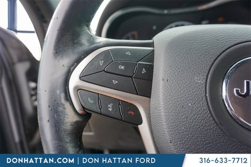 Used 2021 Jeep Grand Cherokee Laredo X image 9