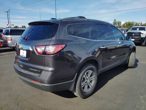 Used 2016 Chevrolet Traverse LT image 5