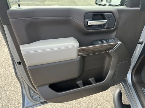 Used 2019 Chevrolet Silverado 1500 LT w/ All-Star Edition image 11