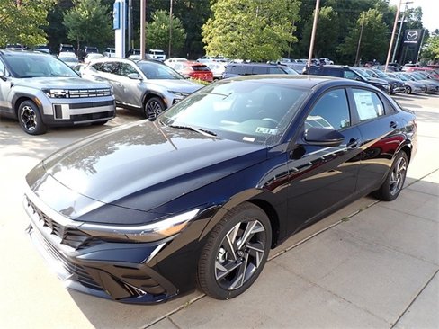 New 2025 Hyundai Elantra Sport image 7