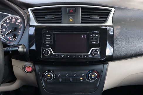 Used 2016 Nissan Sentra SV image 34