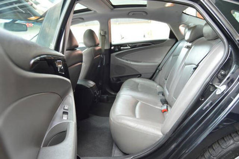 Used 2013 Hyundai Sonata Limited w/ Premium Pkg image 12