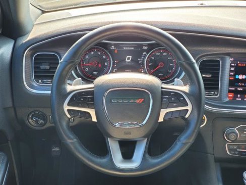 Used 2018 Dodge Charger GT image 23