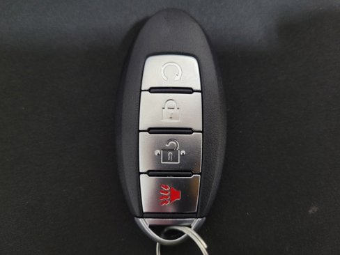 Used 2018 Nissan Murano SV image 32