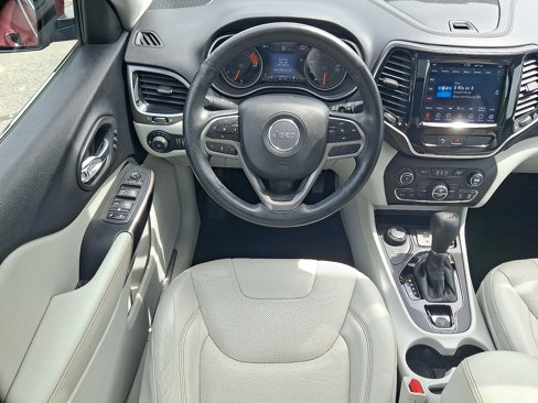 Certified 2019 Jeep Cherokee Limited image 11