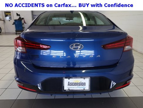 Used 2019 Hyundai Elantra SEL image 11
