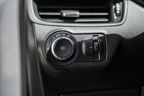 Used 2019 Buick Envision Essence image 40