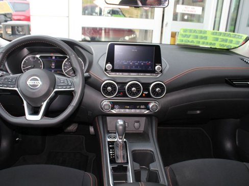 Used 2022 Nissan Sentra SR image 26