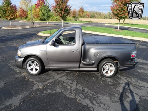 Used 2003 Ford F150 Lightning image 3