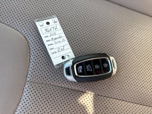 Used 2020 Hyundai Santa Fe Limited image 24