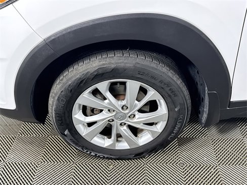 Used 2019 Hyundai Tucson SE image 11