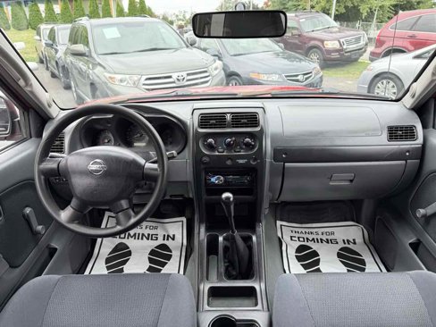Used 2002 Nissan Frontier XE image 10