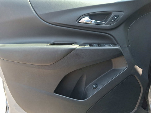 Certified 2024 Chevrolet Equinox LT w/ LPO, Floor Liner Package image 12
